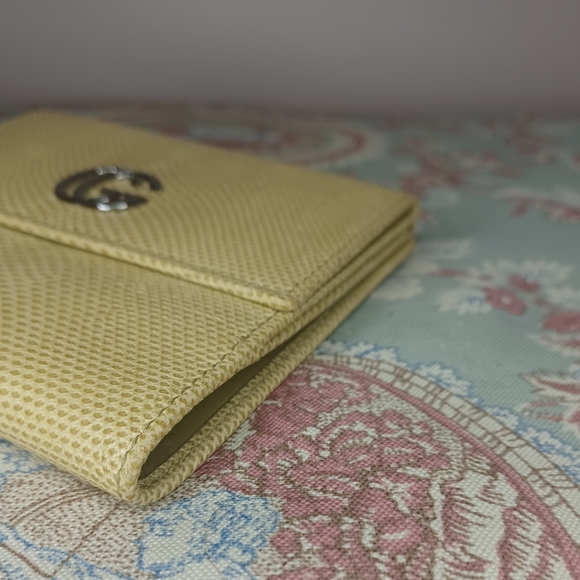 Gucci Bifold GG Marmont Wallet - Picture 5 of 12